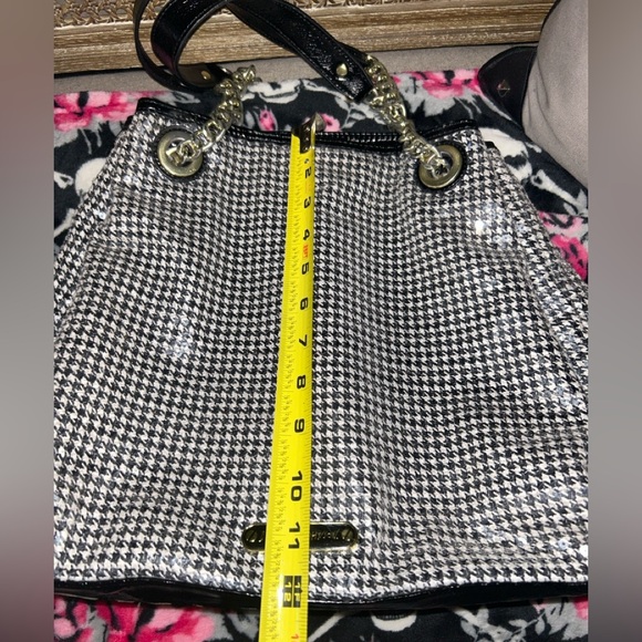 Betsey Johnson Black and White Houndstooth Sequins Chain Shoulder Bag EUC - Picture 8 of 8